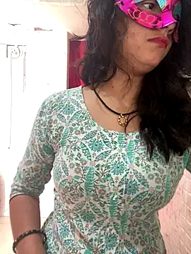 Red Queen 11 online show from November 30, 9:02 am