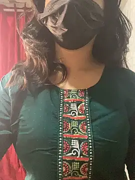 Red Queen 11 online show from December 18, 6:47 pm