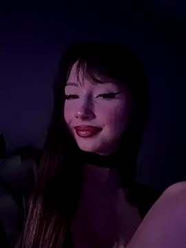 Aurora Blooom online show from November 9, 6:39 pm