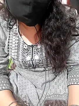 HotGirl23231 online show from December 1, 6:24 pm