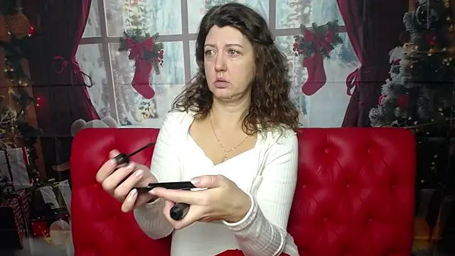 RoseHille online show from December 14, 6:19 am