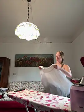 NaughtyAmore online show from November 13, 2:49 pm