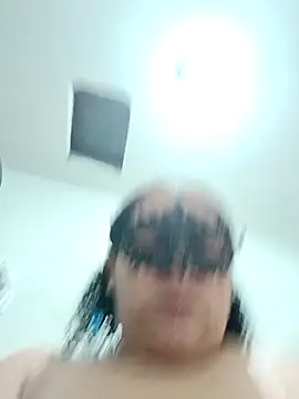 DigooNandaacasal175 online show from November 25, 8:36 am