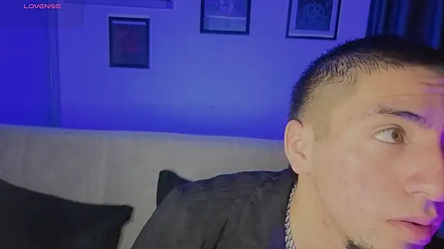 AresMassimoX online show from November 28, 3:31 am