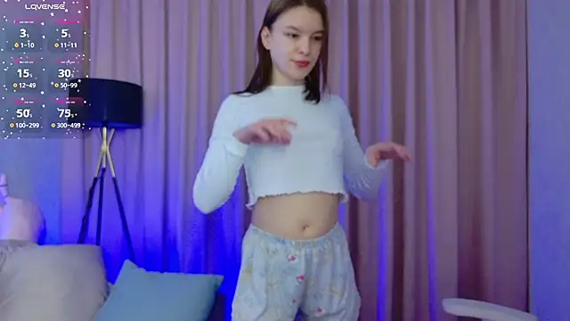 ur shy bambi online show from December 5, 1:14 am