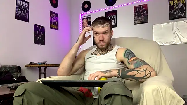 Huntall77 online show from March 1, 5:20 am