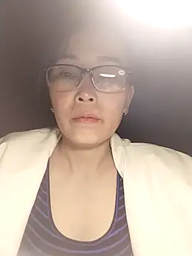 Feeling-hot online show from November 12, 1:44 pm