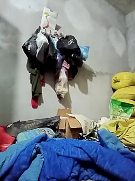 vangkt-cute online show from November 27, 6:43 pm