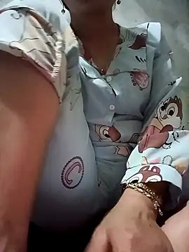 vangkt-cute online show from April 1, 11:55 am