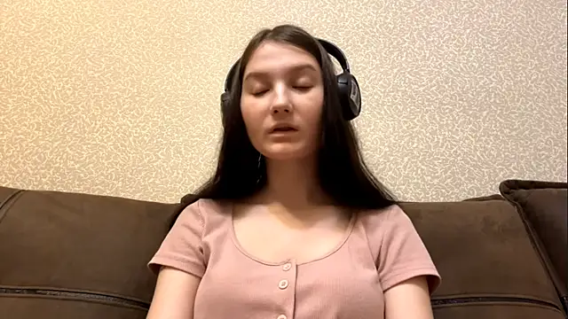 AurorAurora online show from December 22, 9:17 am