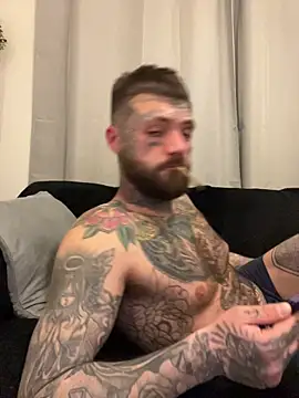 magicmichaell online show from April 17, 8:12 pm