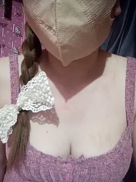 MiHeni online show from April 11, 5:06 pm