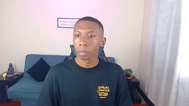 Miilo18 online show from December 3, 9:02 pm