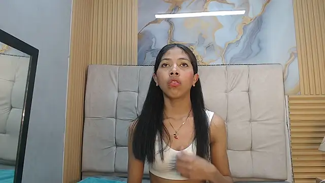 Snapshot of meliangels303av chatting on November 20, 12:16 pm meliangels303av online show from November 20, 12:16 pm