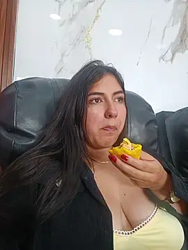 ViolettaWalton1 online show from December 5, 7:21 pm