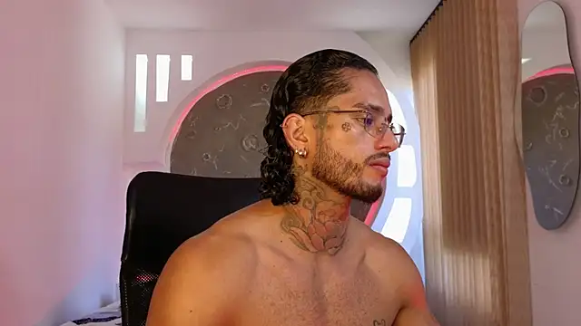 Alanrodgers online show from November 17, 1:06 pm