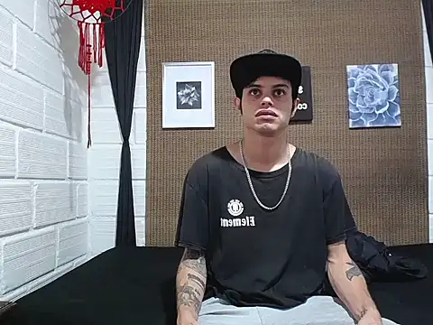 Snapshot of wild_duo777 chatting on December 1, 4:45 pm wild duo777 online show from December 1, 4:45 pm