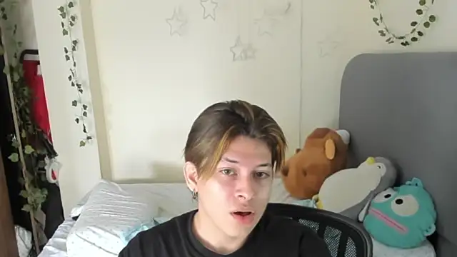 Felix kitty online show from November 11, 7:36 pm