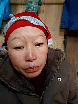 girl-hot2x online show from January 7, 6:05 am