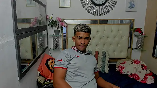 mathews    online show from December 16, 3:33 am