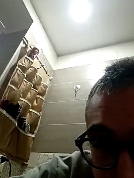 mipiacitanto93 online show from November 12, 8:37 am