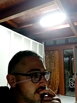 mipiacitanto93 online show from November 13, 7:02 pm