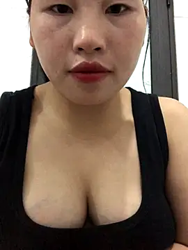 Snapshot of luna-sexxy chatting on November 12, 6:36 am luna-sexxy online show from November 12, 6:36 am