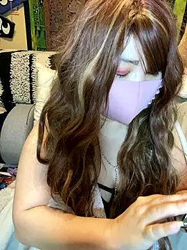 Snapshot of oxLILxMELOxo chatting on November 15, 12:56 pm oxLILxMELOxo online show from November 15, 12:56 pm