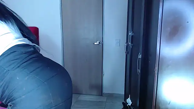 Snapshot of katecute88 chatting on February 14, 11:53 am katecute88 online show from February 14, 11:53 am