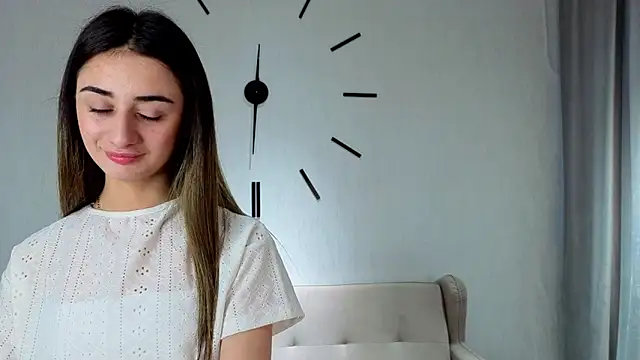 TovaNicometo online show from November 21, 5:17 am