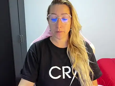 chrystal sl852 online show from February 8, 2:26 am