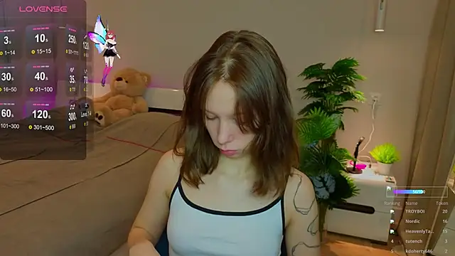 Snapshot of LilyPoetry_ chatting on December 3, 11:19 am LilyPoetry online show from December 3, 11:19 am