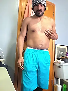 piggylatino online show from January 17, 6:11 pm