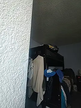 Snapshot of ianyoung18 chatting on November 11, 9:15 pm ianyoung18 online show from November 11, 9:15 pm