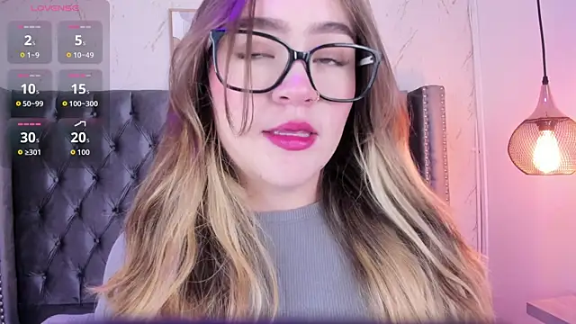 Kate Winslet  online show from December 19, 1:29 pm