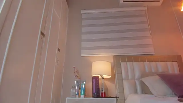 electra a online show from March 12, 9:10 pm