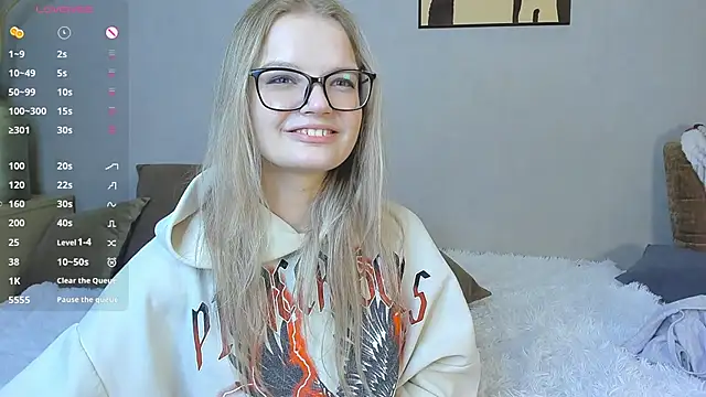 MicheleHonas online show from December 13, 7:53 pm