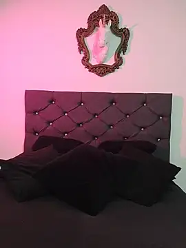 StephanieMadison online show from November 19, 8:31 pm