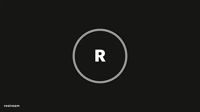 Snapshot of GigiLinks chatting on November 12, 9:58 pm GigiLinks online show from November 12, 9:58 pm