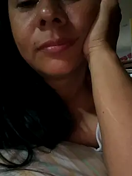 Aleja-198522 online show from November 15, 1:51 pm