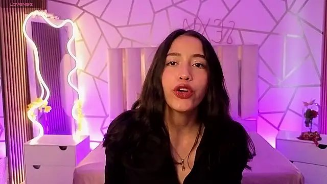 Joselyn tay online show from March 13, 12:12 pm