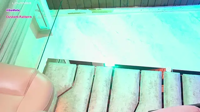 Caroline palmerr online show from December 21, 3:24 am