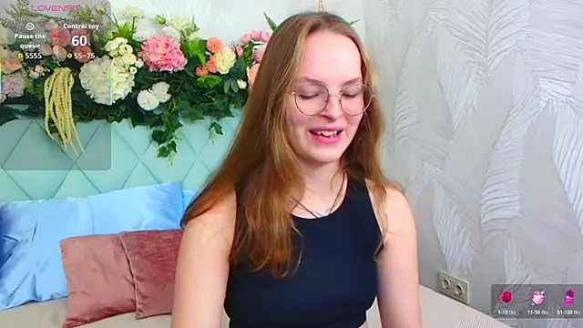 MadisonSmitt online show from December 2, 5:13 am