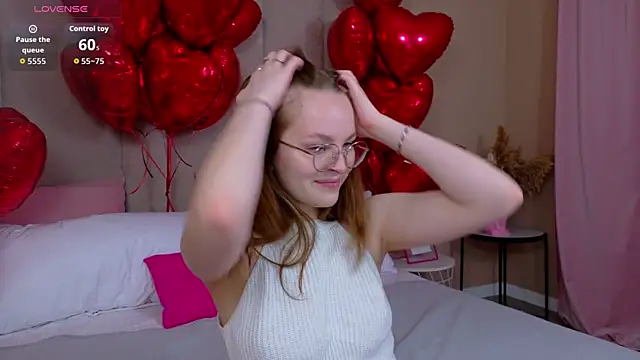 Snapshot of MadisonSmitt chatting on February 6, 5:12 am MadisonSmitt online show from February 6, 5:12 am