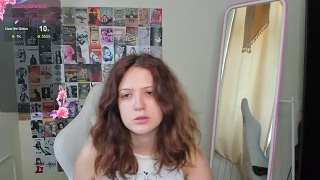 Anora Miller online show from November 29, 8:06 am