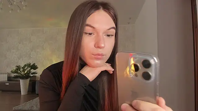 luna lust 212 online show from April 19, 4:23 am