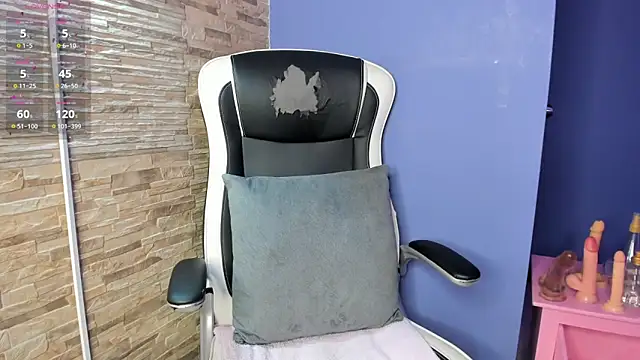 Julia roberss online show from December 3, 3:14 am