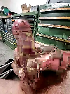 Snapshot of Nils667 chatting on November 12, 12:38 pm Nils667 online show from November 12, 12:38 pm