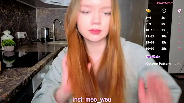 Snapshot of me_liss chatting on November 18, 8:13 pm me liss online show from November 18, 8:13 pm