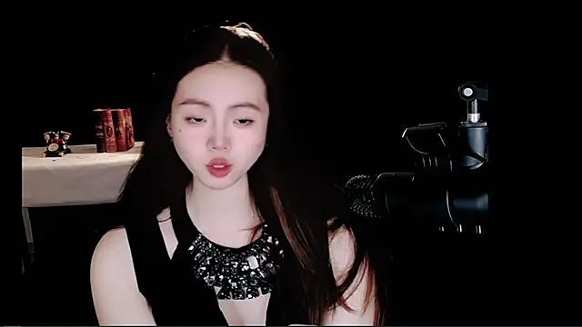 Snapshot of nannanbaby002 chatting on November 15, 12:45 pm nannanbaby002 online show from November 15, 12:45 pm